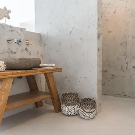 Aretousa Deluxe Downtown Apartman *
