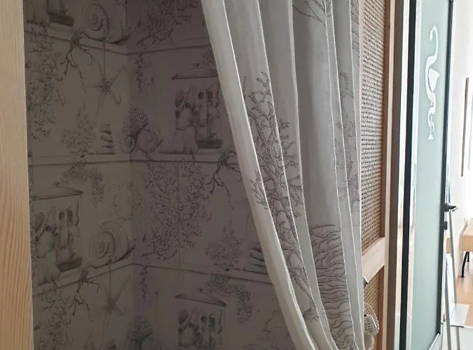 شقة Aretousa Deluxe Downtown سكالا