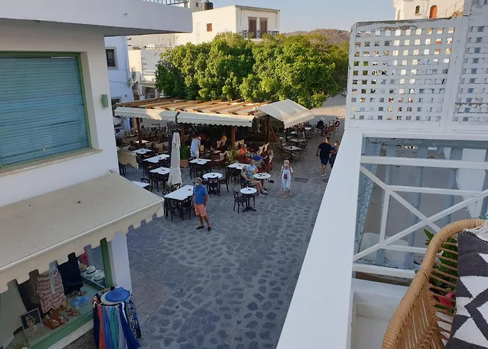 شقة Aretousa Deluxe Downtown